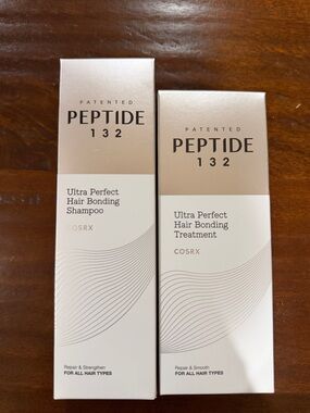 COSRX Peptide 132 Ultra Perfect Hair Bonding Duo Set - Champagne & White Pkg
